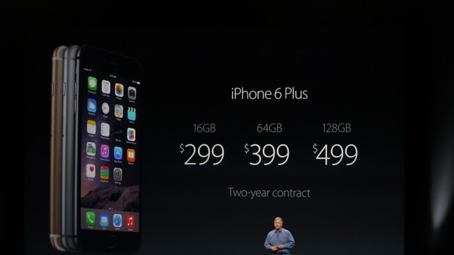 Apple unveils the iPhone 6 and iPhone 6 Plus