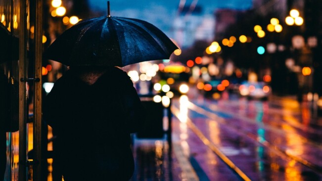 Shanghai umbrella-sharing startup went broke because users like stealing more than renting