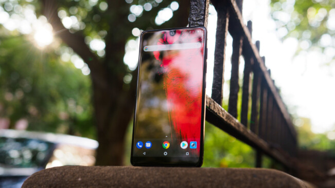 The Essential Phone just became a really good deal now that it costs $500