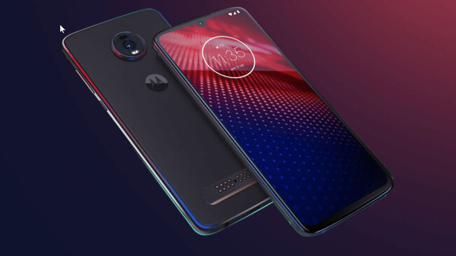 Motorola’s $500 Moto Z4 doesn’t give up on the mods
