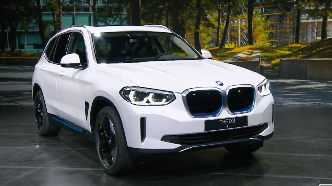 Take a look at the officially unveiled BMW iX3