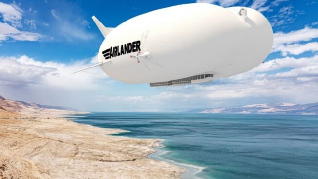 Blimps could reduce air travel CO2 emissions, but not without a cost