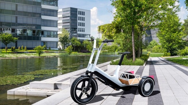 Goddamn, I wish BMW’s cargo ebike concept actually existed