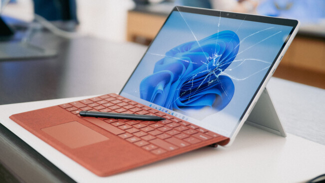 Following Apple, Microsoft made it easier to buy Surface repair tools